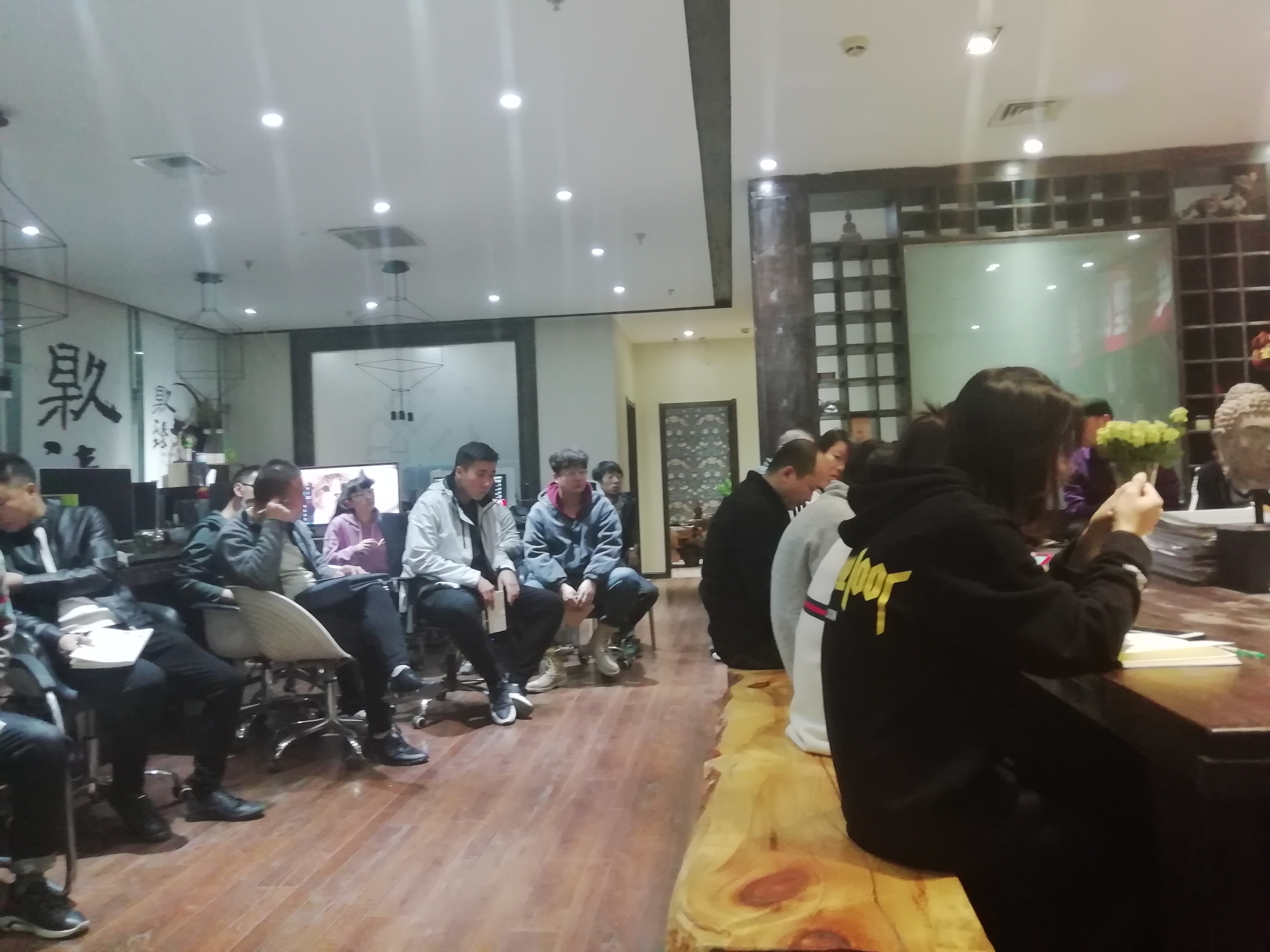 ���l(w��i)�b�˾